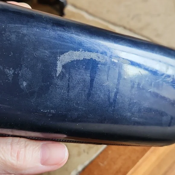 Maui Jim Tortoise Sunglasses with Blue Case - Picture 2 of 12